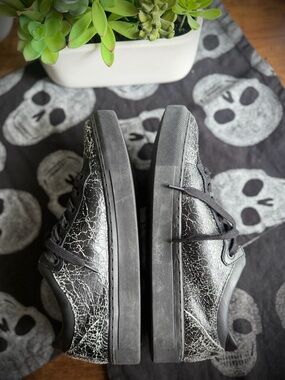 ALL SAINTS | 39 / 8.5 | Crackle Low C90 Leather Lace-up Sneakers